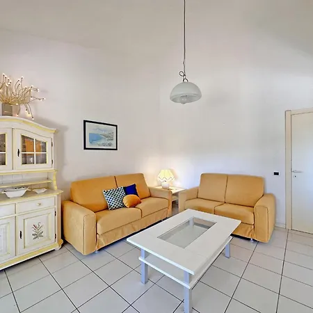 639 - Villa A Schiera Quadrilocale Al Taunus 2, Con Ampio Giardino Spiaggia E Navetta Gratuita Inclusa Al White Beach Club Holiday home *