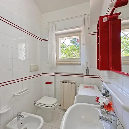 639 - Villa A Schiera Quadrilocale Al Taunus 2, Con Ampio Giardino Spiaggia E Navetta Gratuita Inclusa Al White Beach Club